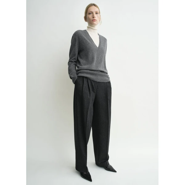 Double-pleat winter trousers charcoal - Image 3