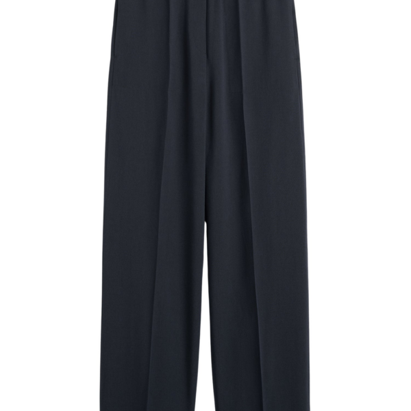 Toteme Pants with minimalist design at Coveti