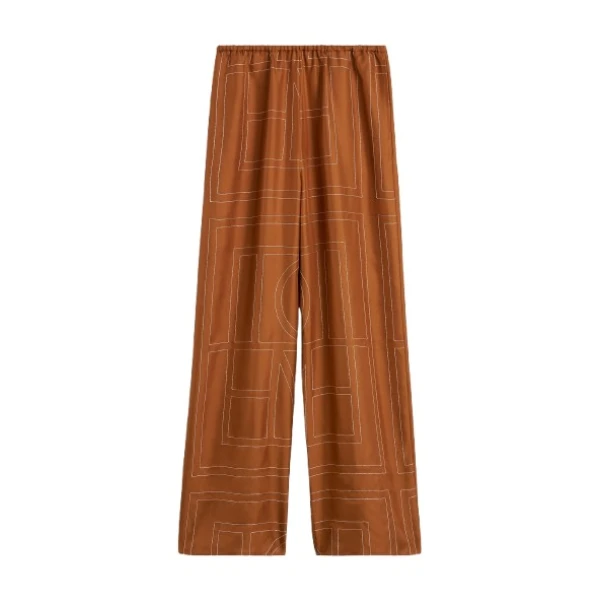 Toteme Loungewear with minimalist design at Coveti