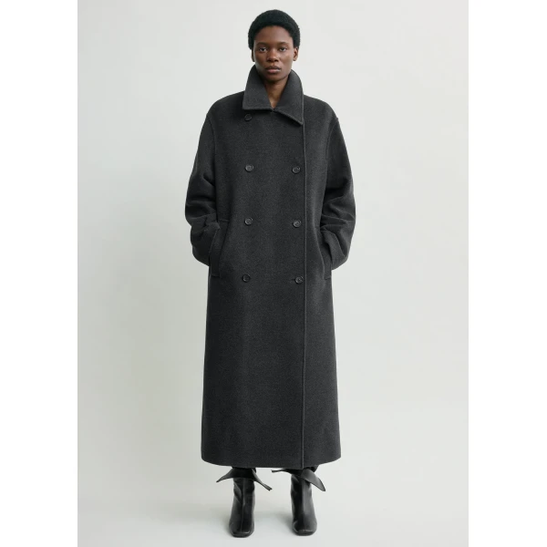 Toteme Coats with minimalist design at Coveti