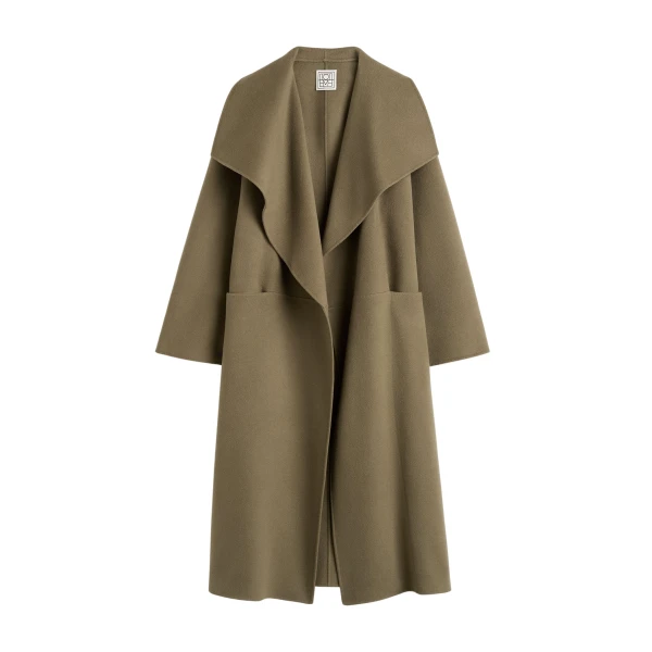Toteme Coats with minimalist design at Coveti