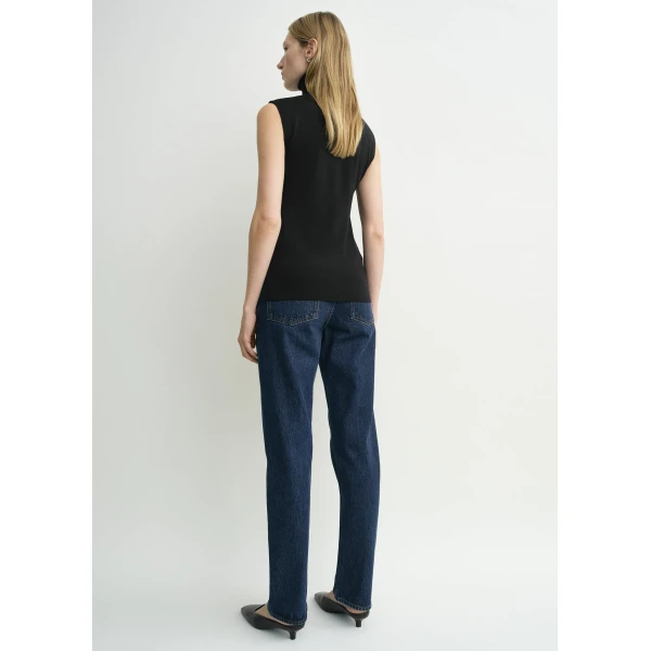 Toteme Knitwear with minimalist design at Coveti