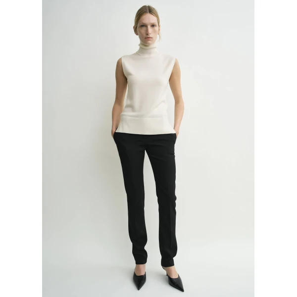 Sleeveless fine turtleneck ecru - Image 3
