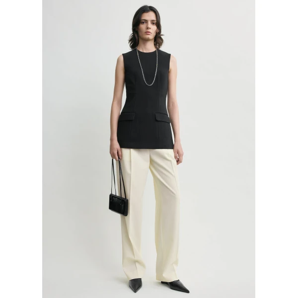 Sleeveless pocket top black - Image 3