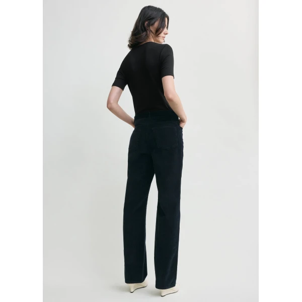 Toteme Pants with minimalist design at Coveti