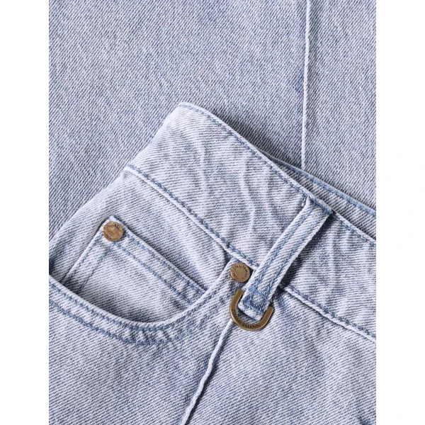 available now at Coveti.
