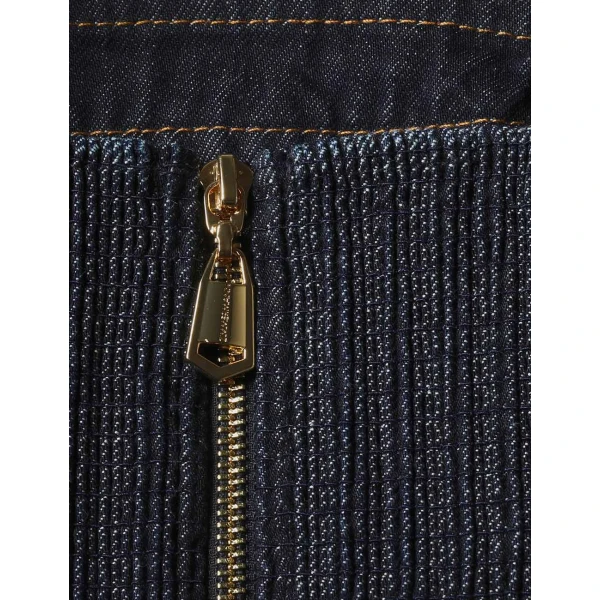 available now at Coveti.