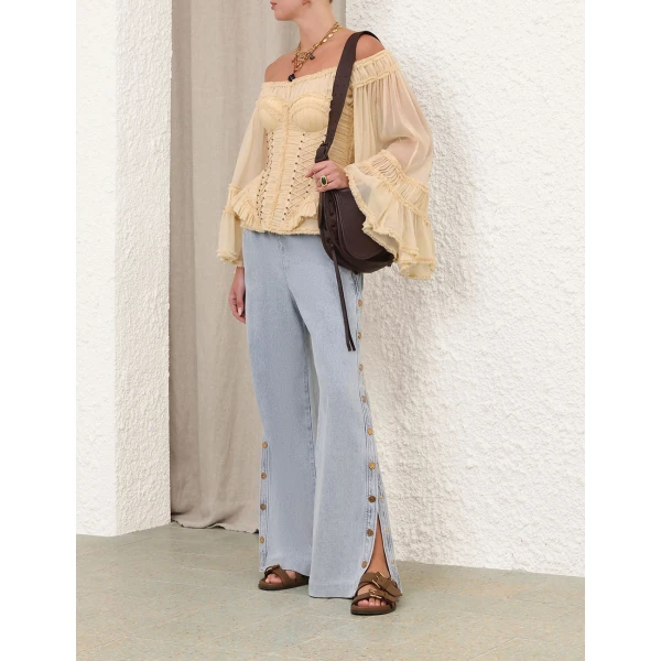 available now at Coveti.