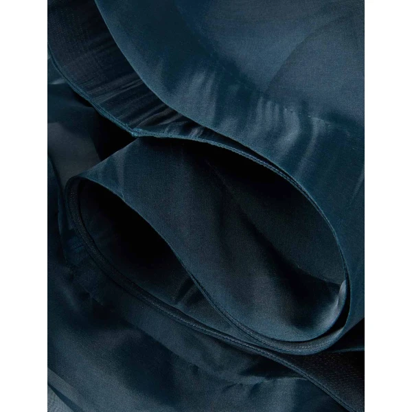 available now at Coveti.