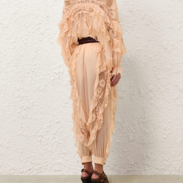 available now at Coveti.