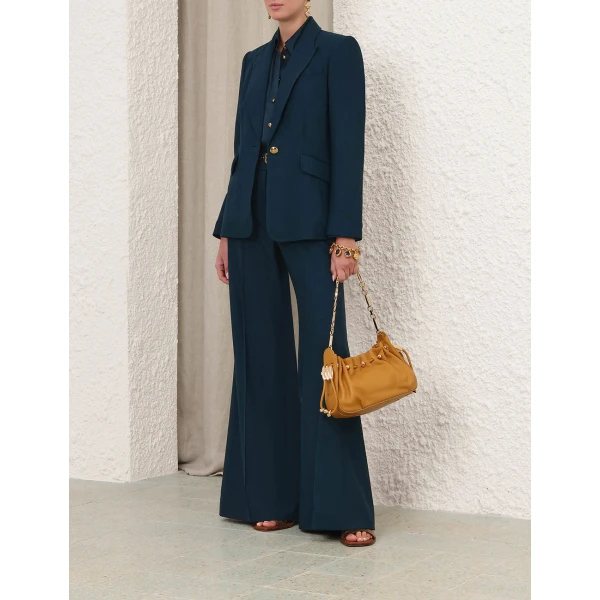 available now at Coveti.