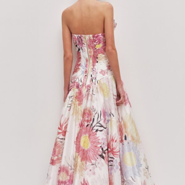 Aje Aus Dresses – structured silhouette with raw femininity from Coveti