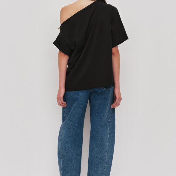 Aje clothing Aus Tops – structured silhouette with raw femininity from Coveti