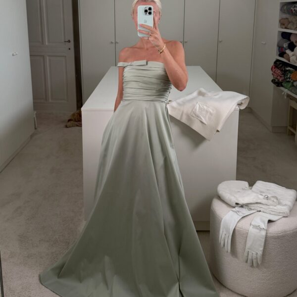 Bernadette dress