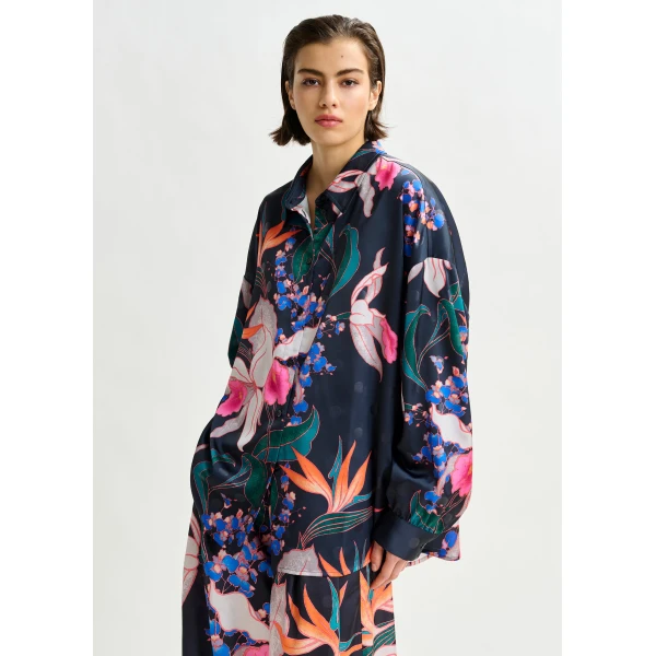 Essentiel Antwerp Black and multicolor oversized shirt with pleated cuffs, view 2