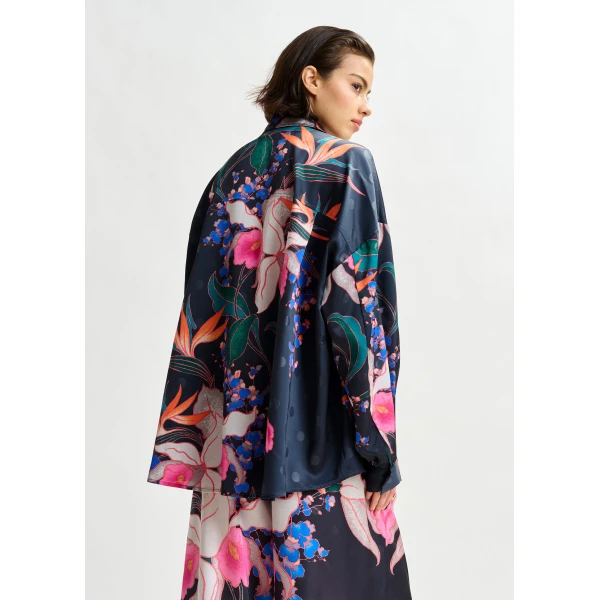 Essentiel Antwerp Black and multicolor oversized shirt with pleated cuffs, view 3