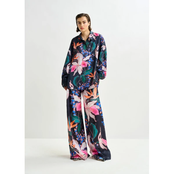 Essentiel Antwerp Black and multicolor oversized shirt with pleated cuffs, view 4