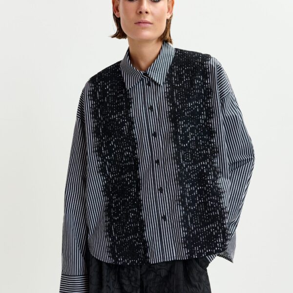 Essentiel Antwerp Black and white oversized striped cotton shirt with lace trims - Essentiel Antwerp Shirts - Colorful Belgian Design - Shop at Coveti