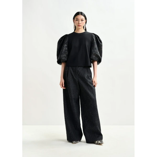 Essentiel Antwerp Black jersey T-shirt with voluminous jacquard sleeves Top, view 5
