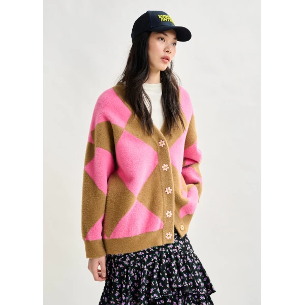 Essentiel Antwerp Brown and pink harlequin-patterned knit cardigan with flower-shaped buttons, view 2