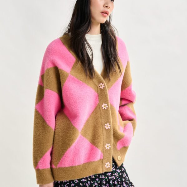 Essentiel Antwerp Brown and pink harlequin-patterned knit cardigan with flower-shaped buttons - Essentiel Antwerp Knitwear - Colorful Belgian Design - Shop at Coveti