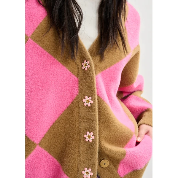 Essentiel Antwerp Brown and pink harlequin-patterned knit cardigan with flower-shaped buttons, view 5