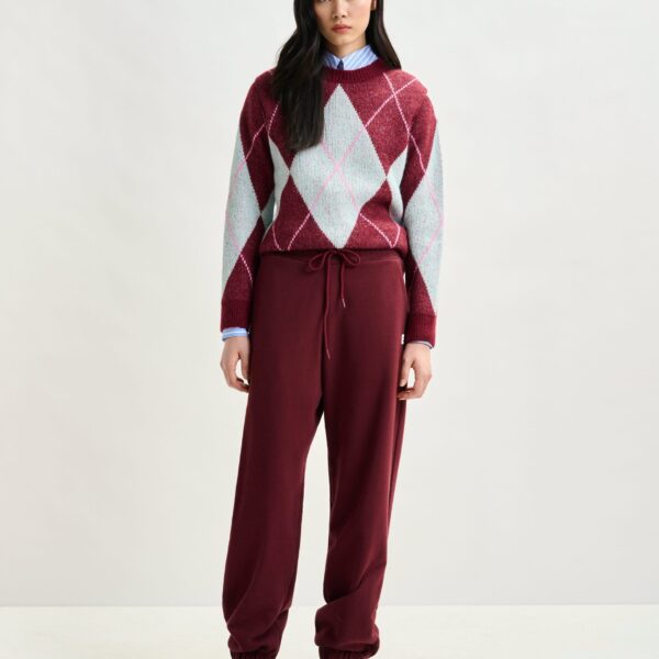 Essentiel Antwerp Burgundy cotton sweatpants with E-shaped embroidery - Essentiel Antwerp Pants - Colorful Belgian Design - Shop at Coveti