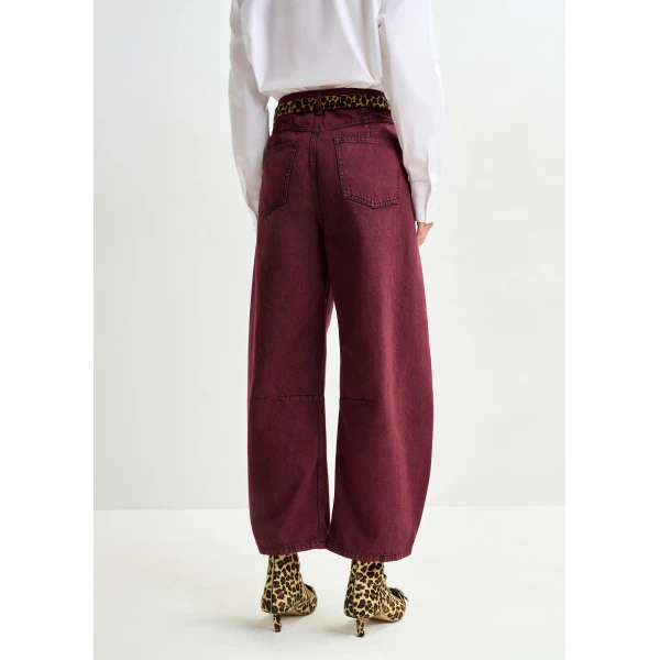 Essentiel Antwerp Burgundy overdyed organic cotton barrel-leg jeans, view 5