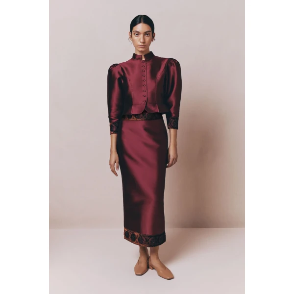 Destree Burgundy midi skirt with embroidered details - Destree - Graphic Parisian Fashion - Shop at Coveti