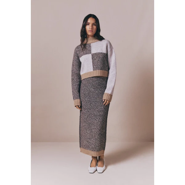 Destree Textured knit midi skirt in merino wool - Destree - Graphic Parisian Fashion - Shop at Coveti