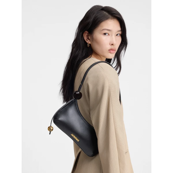 JACQUEMUS The Bisou Perle, view 7