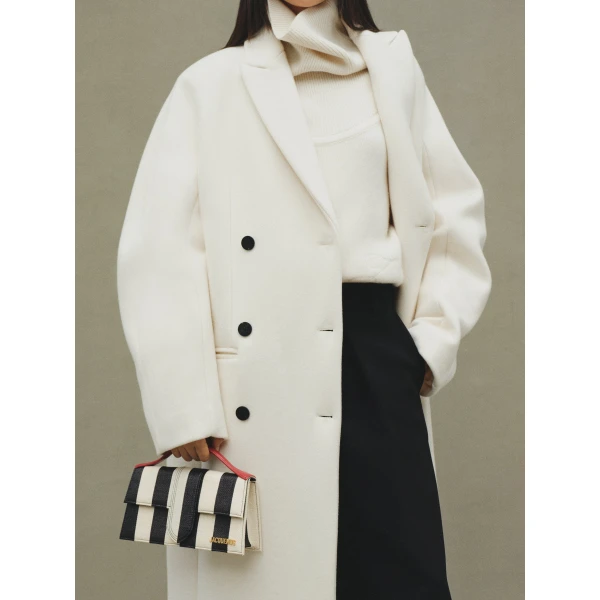 JACQUEMUS The Large Bambino, view 8