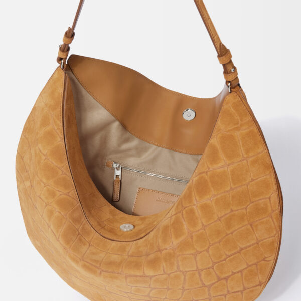 Jacquemus The Ovalo bag - Jacquemus Totes & Top-Handle Bags - Le Chiquito Style - Shop at Coveti