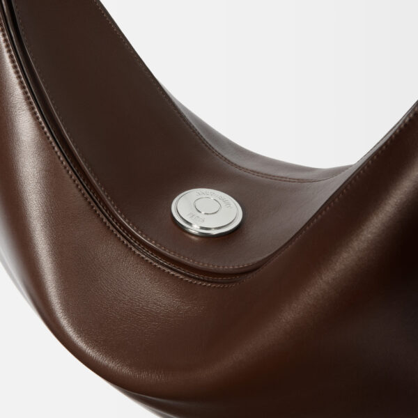 Jacquemus The Ovalo bag - Jacquemus Totes & Top-Handle Bags - Le Chiquito Style - Shop at Coveti