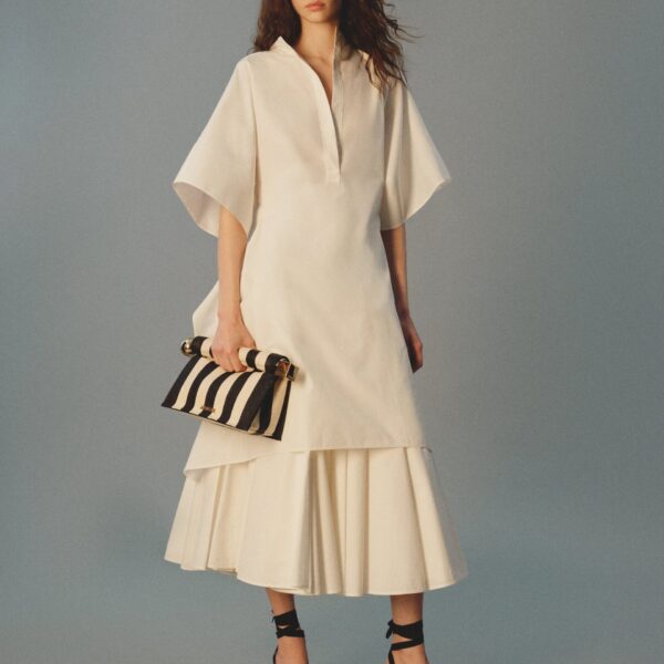 Jacquemus The Rond Carré clutch - Jacquemus Clutch Bags - Le Chiquito Style - Shop at Coveti