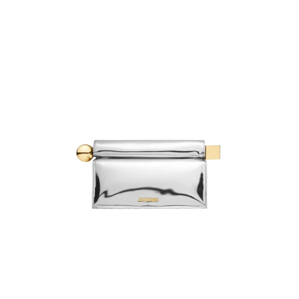 Jacquemus The Rond Carré clutch - Jacquemus Clutch Bags - Le Chiquito Style - Shop at Coveti