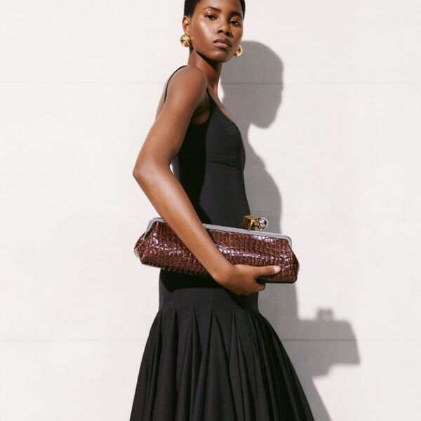 Jacquemus The Salon clutch - Jacquemus Clutch Bags - Le Chiquito Style - Shop at Coveti