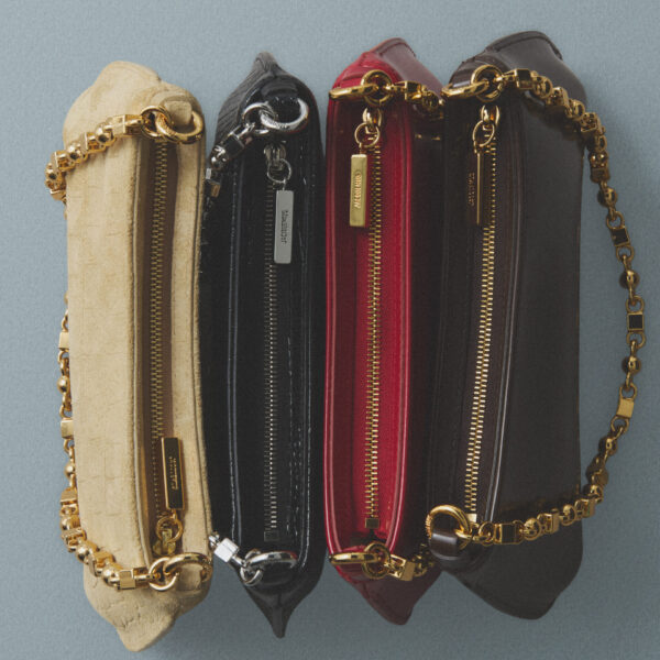 Jacquemus The Small Bisou Chaine - Jacquemus Shoulder & Crossbody Bags - Le Chiquito Style - Shop at Coveti
