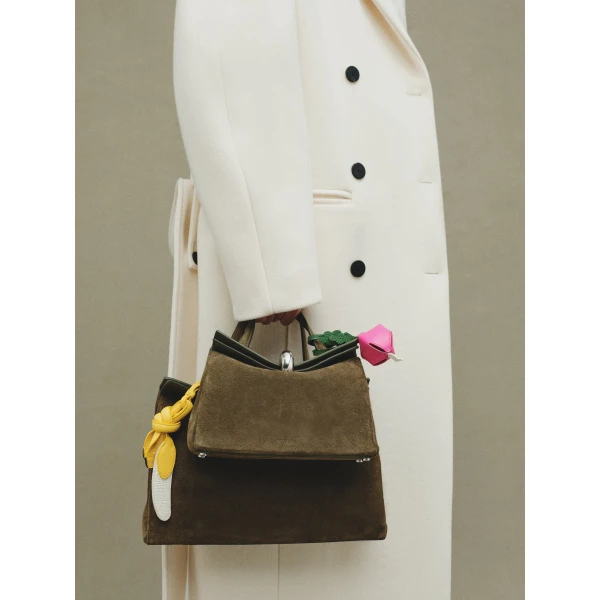 JACQUEMUS The banana, view 8