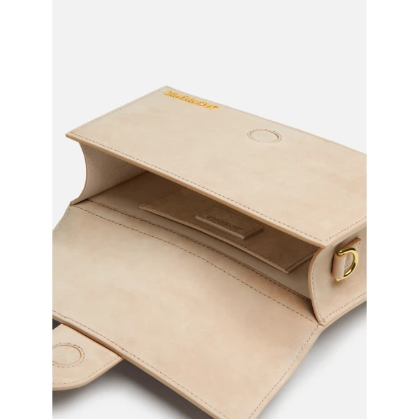 JACQUEMUS The large Bambino, view 5
