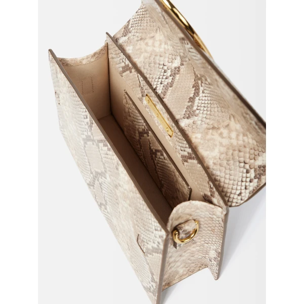 JACQUEMUS The large Bambino, view 5