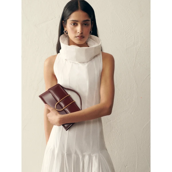 JACQUEMUS The large Bambino, view 6