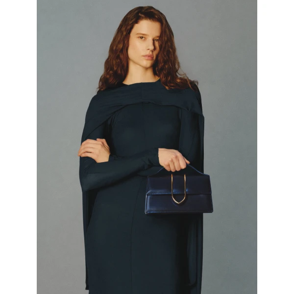 JACQUEMUS The large Bambino, view 8