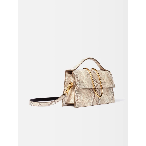 JACQUEMUS The large Bambino, view 9