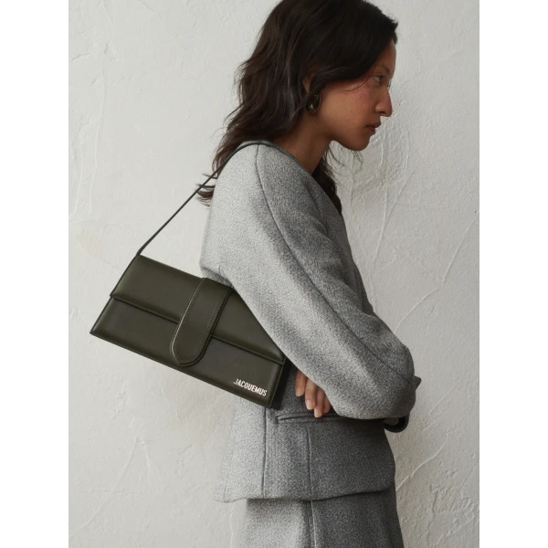 JACQUEMUS The long Bambino, view 6