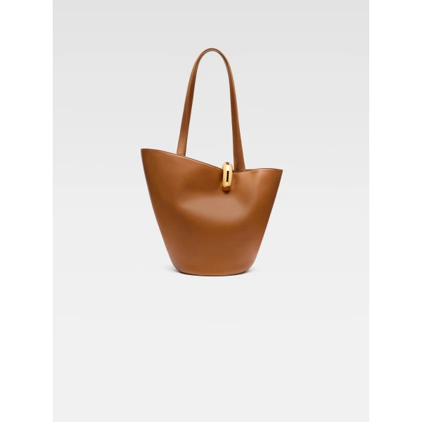 JACQUEMUS The medium Bambola, view 3