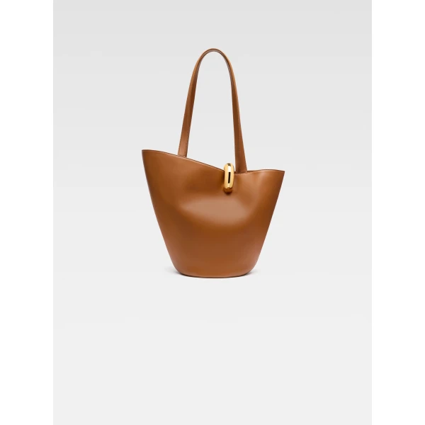 JACQUEMUS The medium Bambola, view 9