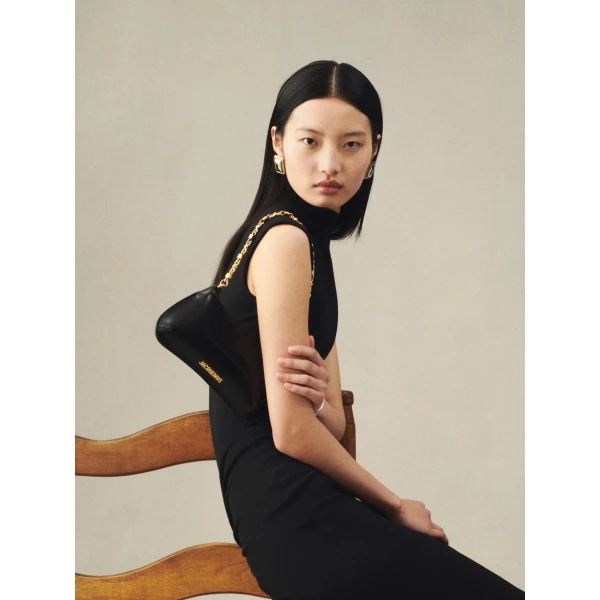 JACQUEMUS The mini Bisou, view 6