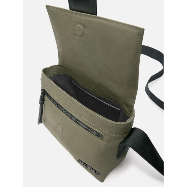JACQUEMUS The small Bambino messenger bag, view 4