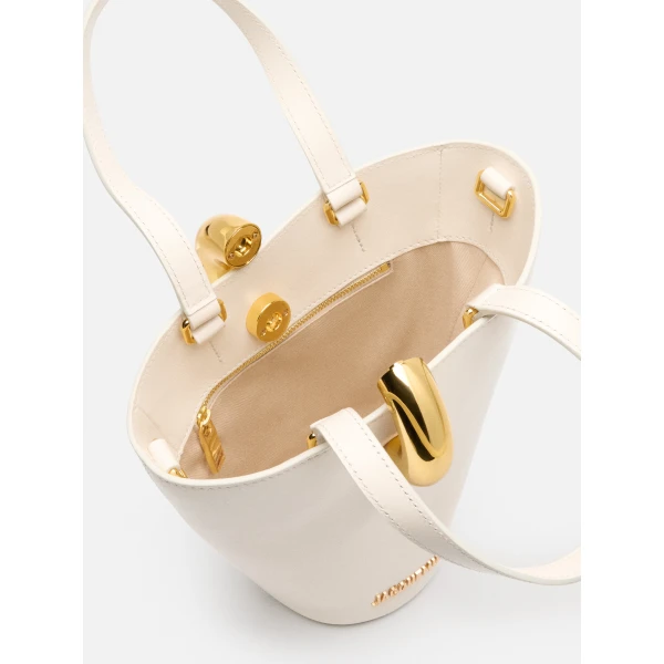 JACQUEMUS The small Bambola, view 5